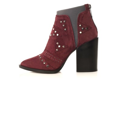 Jennet – Burgundy